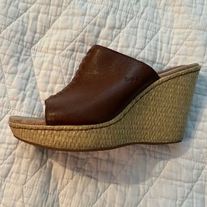 Boc wedge sandal